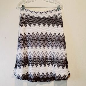 Zac & Rachel White/Black Knit Lined Skirt Small